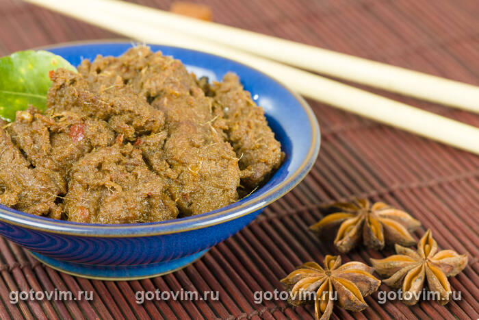 ,     (Rendang)